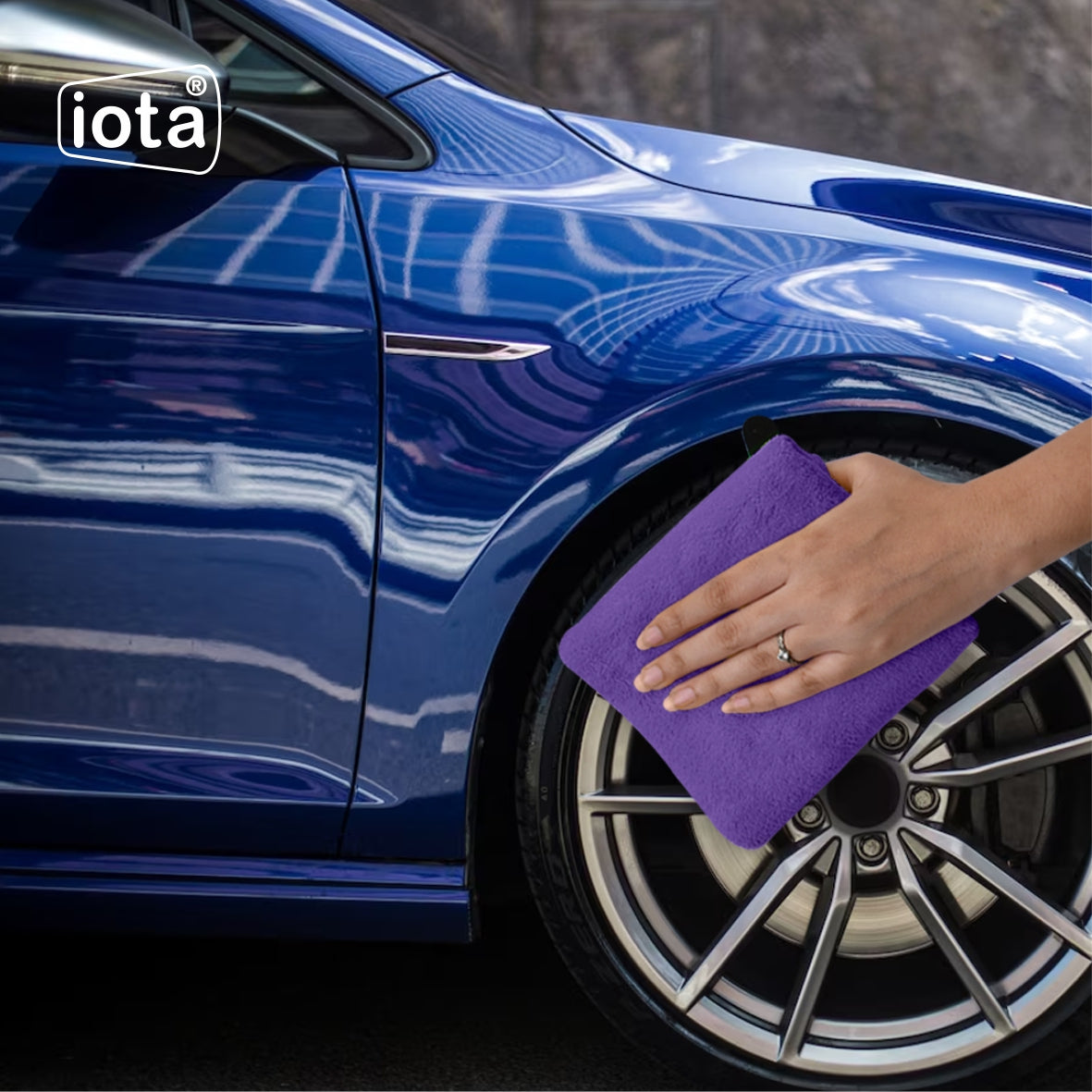 iota Premium Microfiber Cloth Double-Sided 650GSM 40x40cms for Car & Bike Cleaning Cloth IOTA